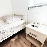 Dori Pula